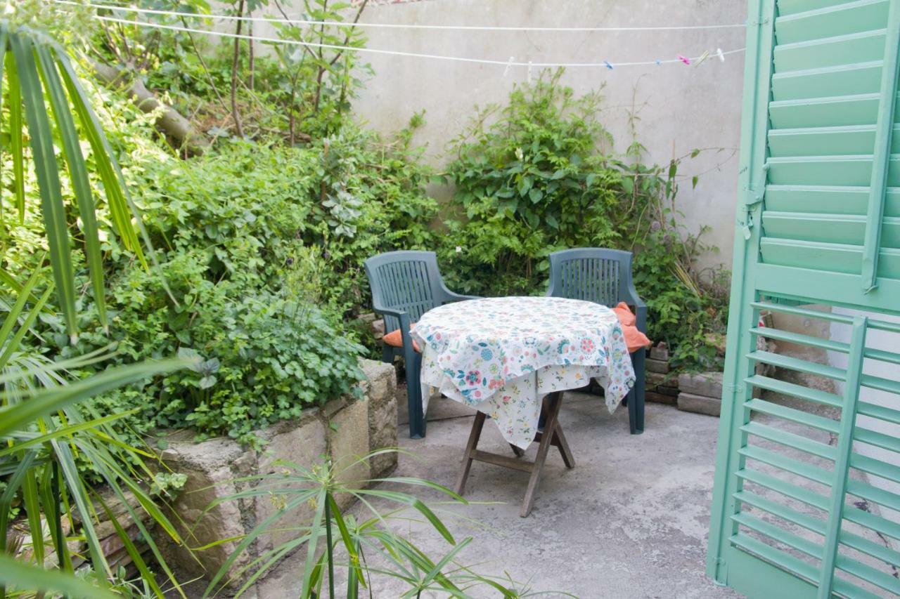 Karmen Apartment Veli Losinj Bagian luar foto